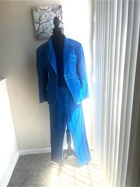 Bright Blue Women's Denim Jacket & Pants Set